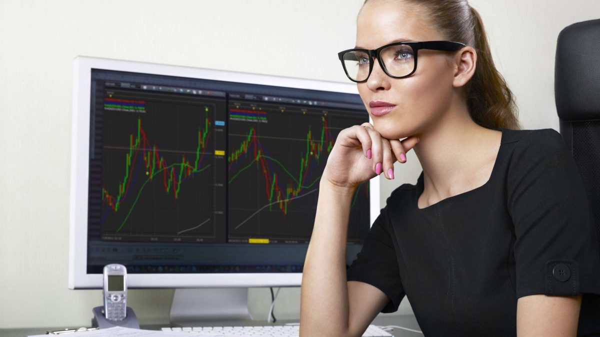 What is Intraday Trading? – Basics, Indicators, and More