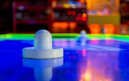 Schwarzlicht Minigolf Auf 18 Loch Platz – Einkaufszentrum Wafi Dubai